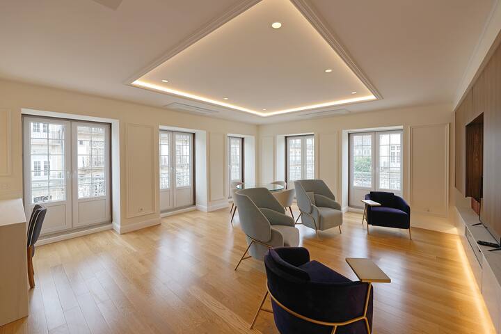 FLH Porto Clérigos Luxury Apartment I gallery image 2