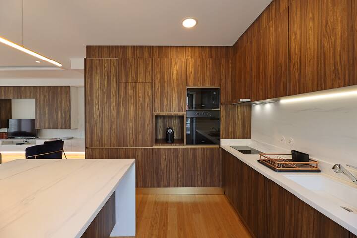 FLH Porto Clérigos Luxury Apartment I gallery image 5