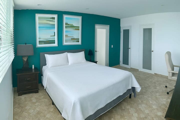 Sunset Paradise Rentals managed Airbnb listing 3