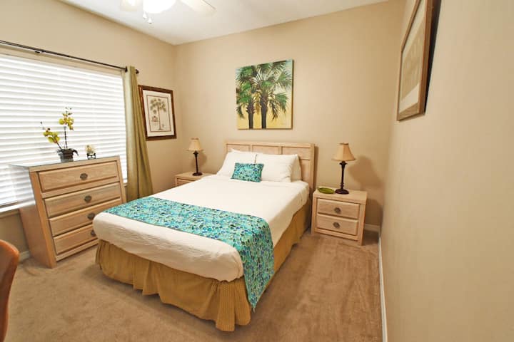 Guest Bedroom With Queen Bed