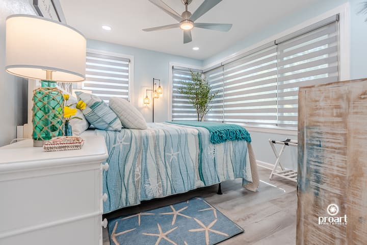 غرفة الضيوف المريحة لدينا هي المكان المثالي!