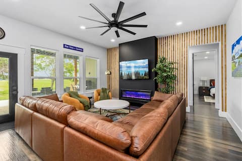 Sunset Shores Lake House - 4 BR