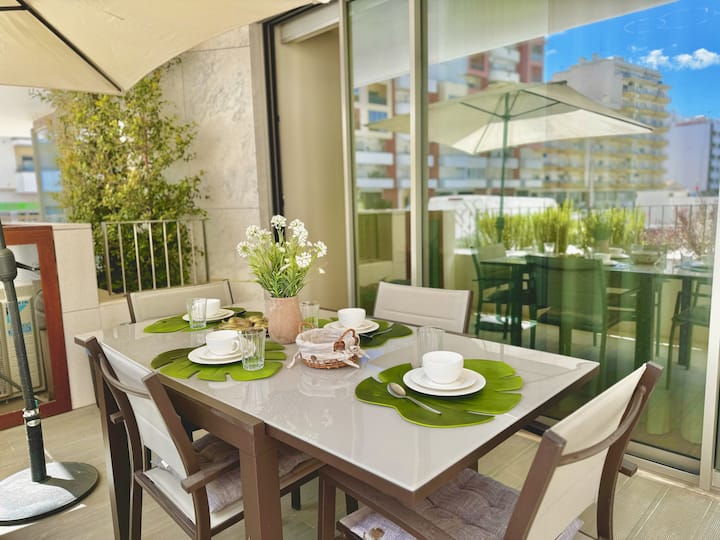 D`lux Terrace @Bayline Pool &Spa 2 Room - Armação de Pêra