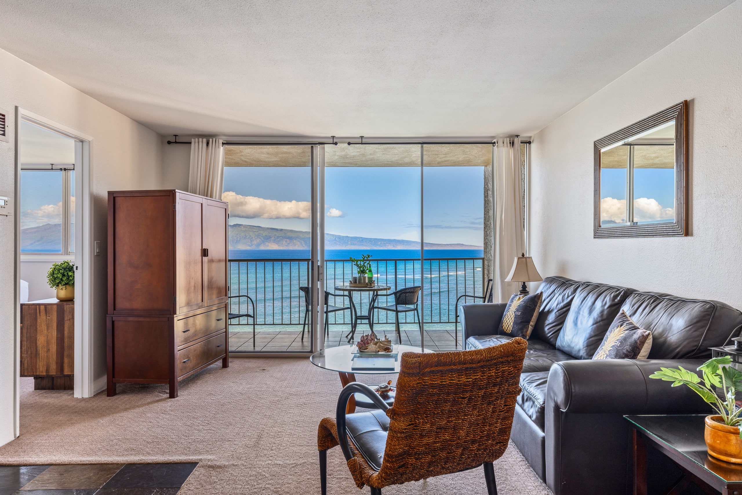 Condo in Lahaina · ★4.62 · 1 bedroom · 2 beds · 1 bath - Image 3