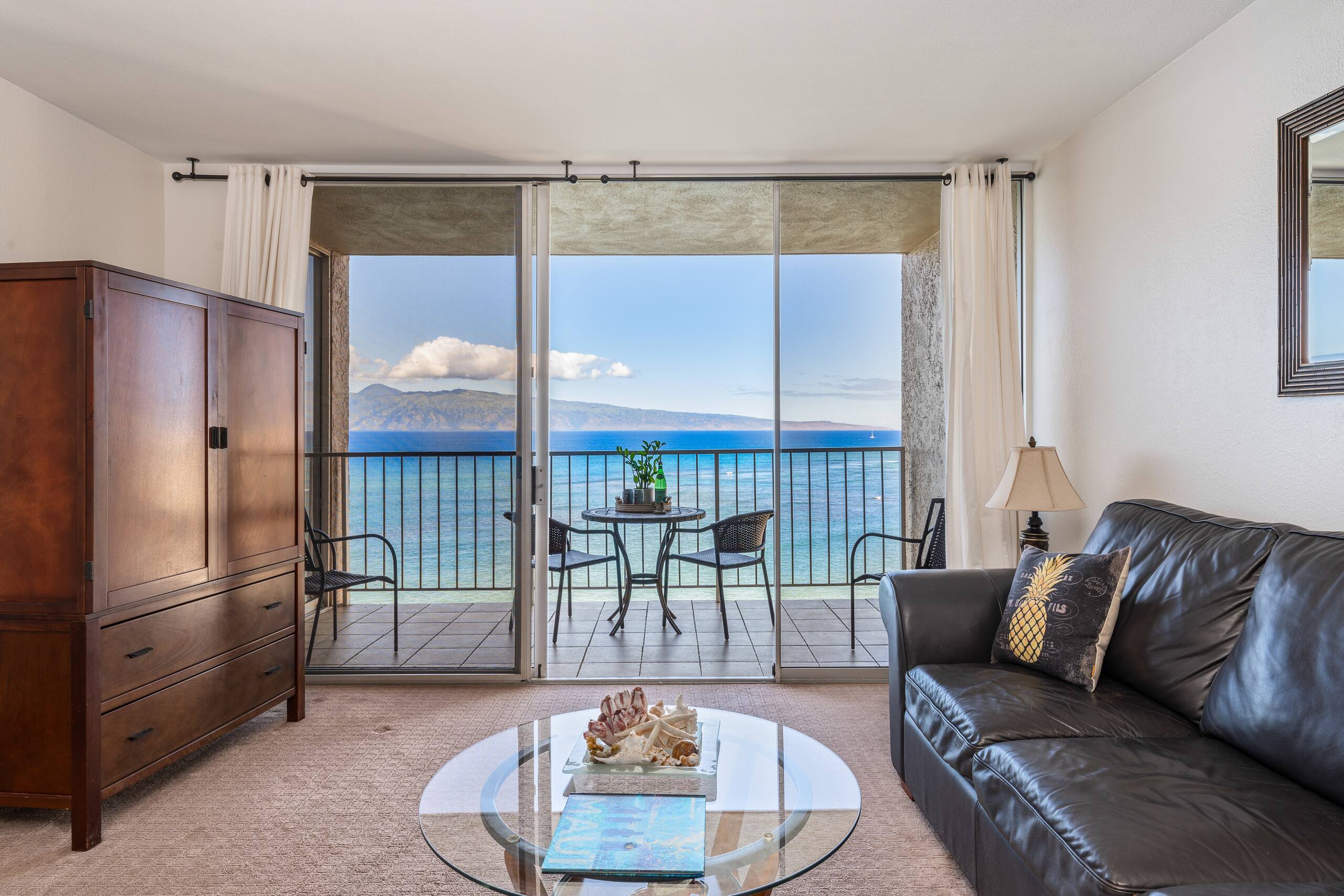 Condo in Lahaina · ★4.62 · 1 bedroom · 2 beds · 1 bath - Image 1