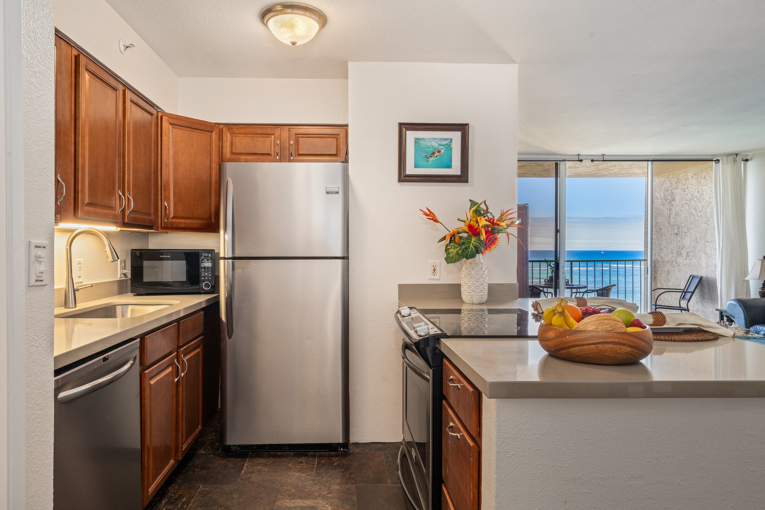 Condo in Lahaina · ★4.62 · 1 bedroom · 2 beds · 1 bath - Image 8