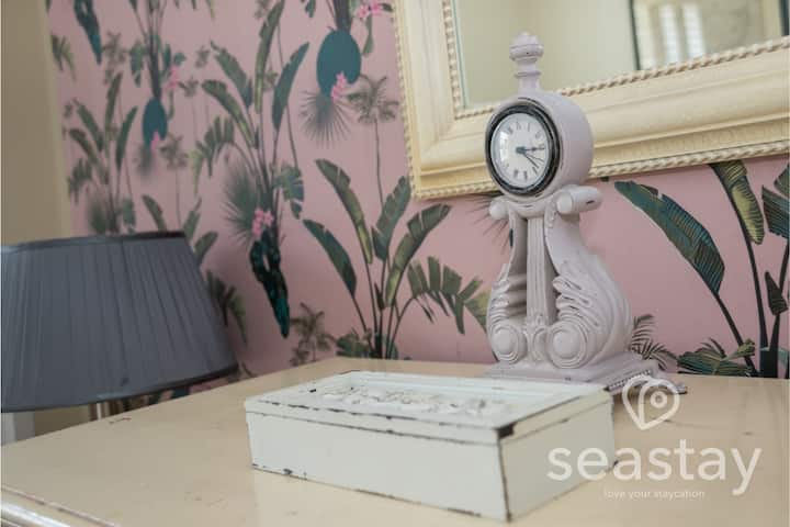 Hodiny v spálni 2 – Chata Starfish – Broadstairs – Kent – @seastayuk – seastay.co.uk