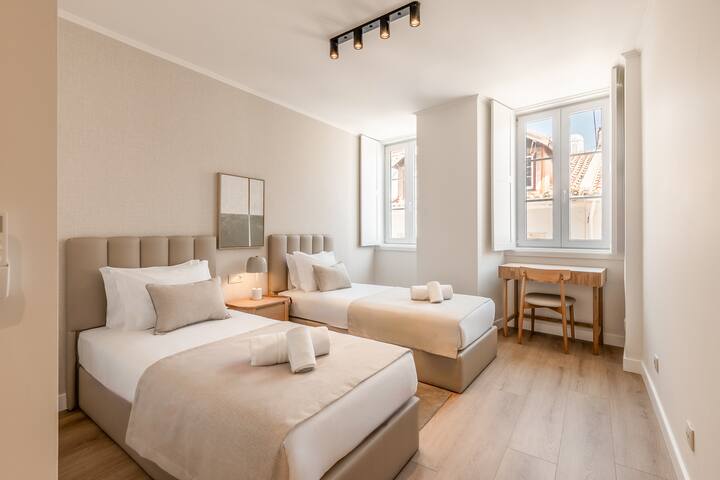 A2 | NEW Remodeled & Spacious! | Very Central BICA gallery image 4