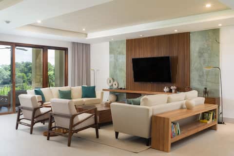 Incredible Luxe Villa- Private Beaches, Concierge