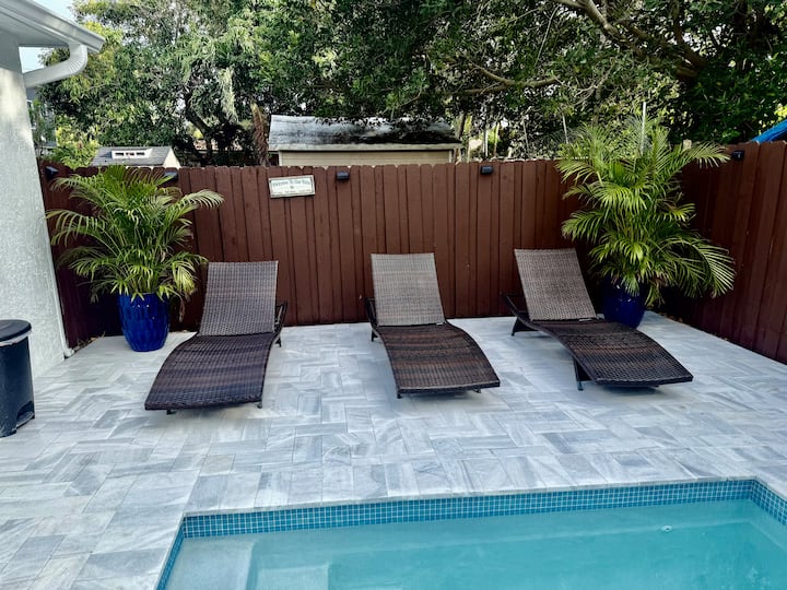Stay Central: Relax In Our Heated Pool Oasis - Miami, FL