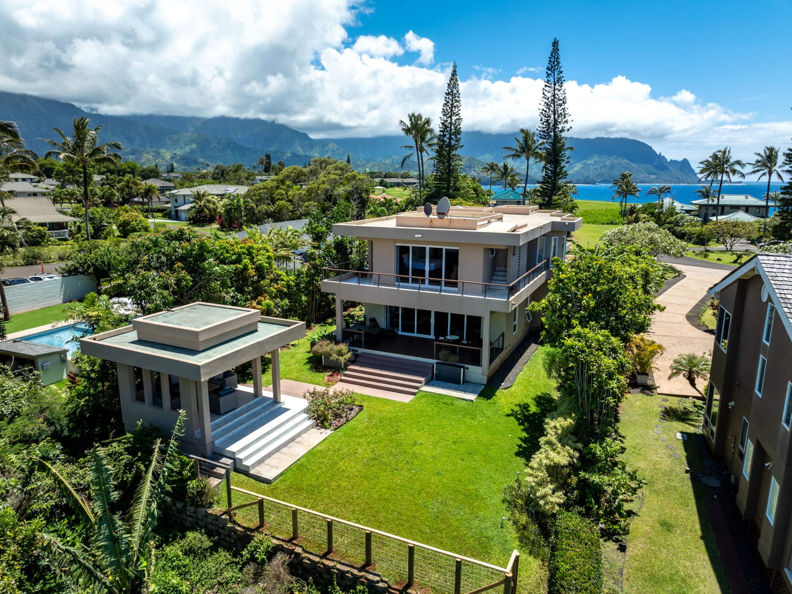 Home in Princeville · ★4.92 · 3 bedrooms · 3 beds · 3.5 baths - Image 1