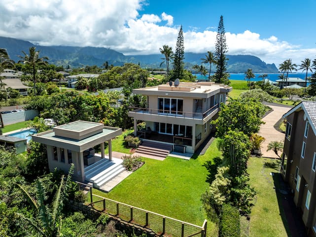 The Queens Bluff – 3 Bedroom estate in Princeville