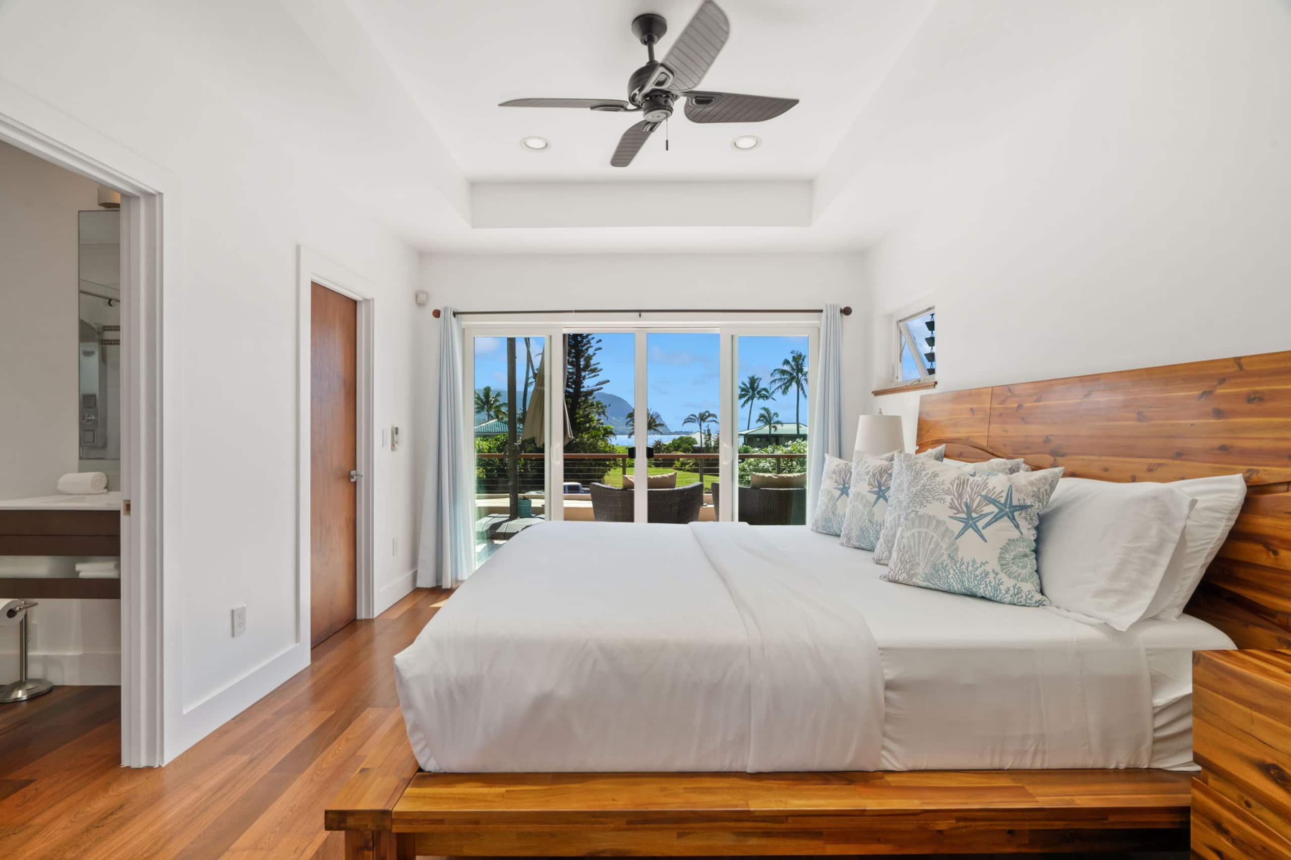 Home in Princeville · ★4.92 · 3 bedrooms · 3 beds · 3.5 baths - Image 11