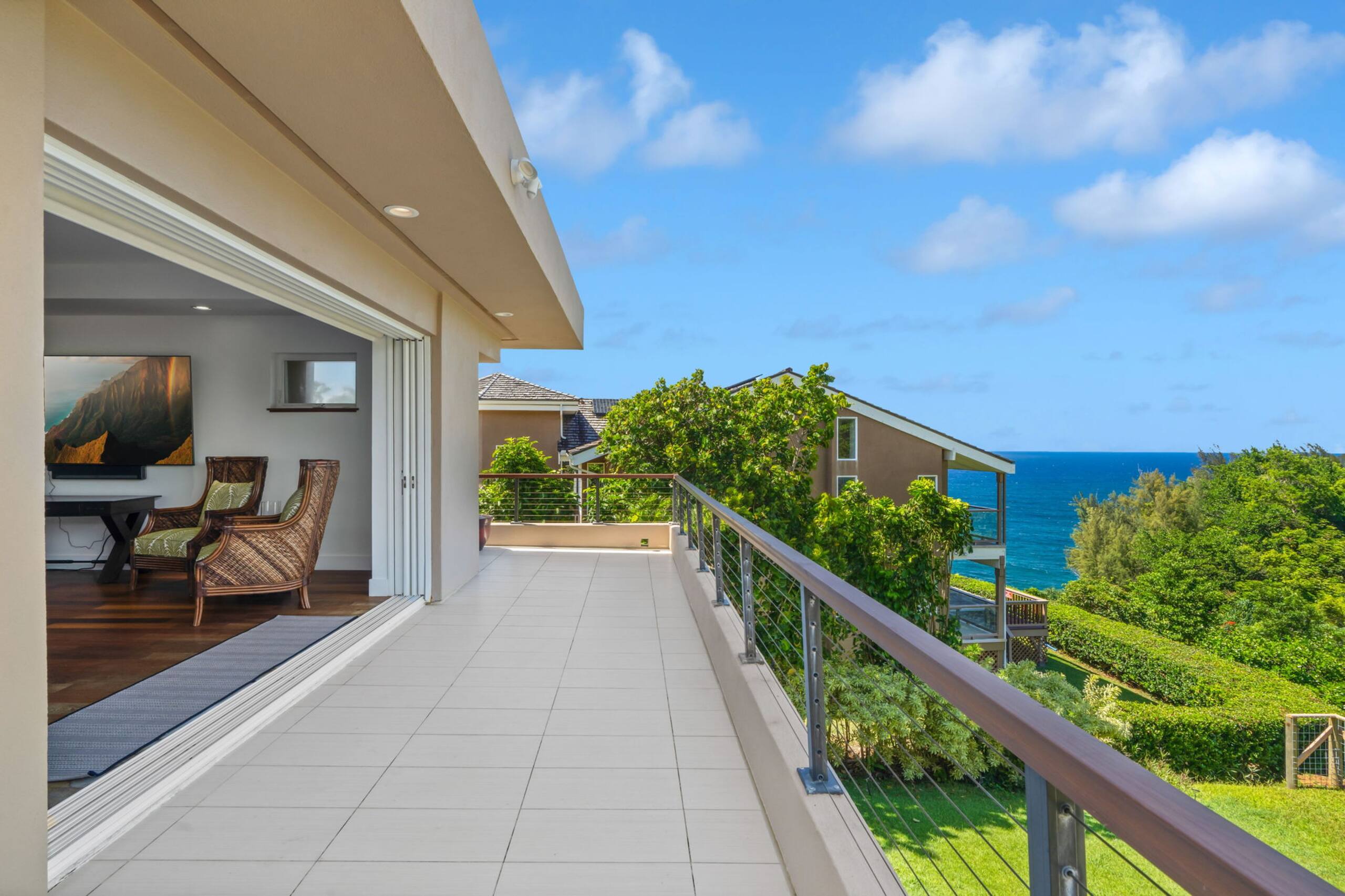 Home in Princeville · ★4.92 · 3 bedrooms · 3 beds · 3.5 baths - Image 15