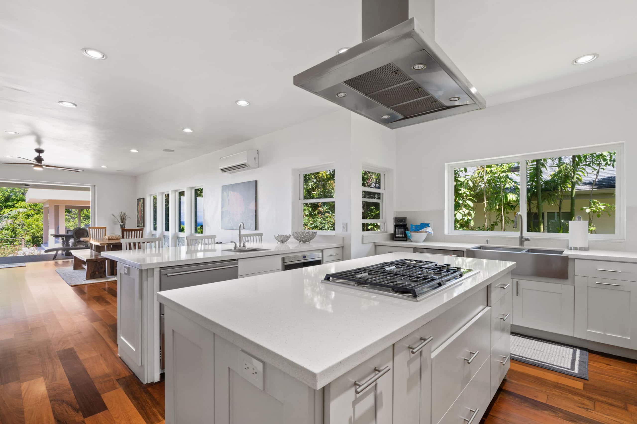 Home in Princeville · ★4.92 · 3 bedrooms · 3 beds · 3.5 baths - Image 5