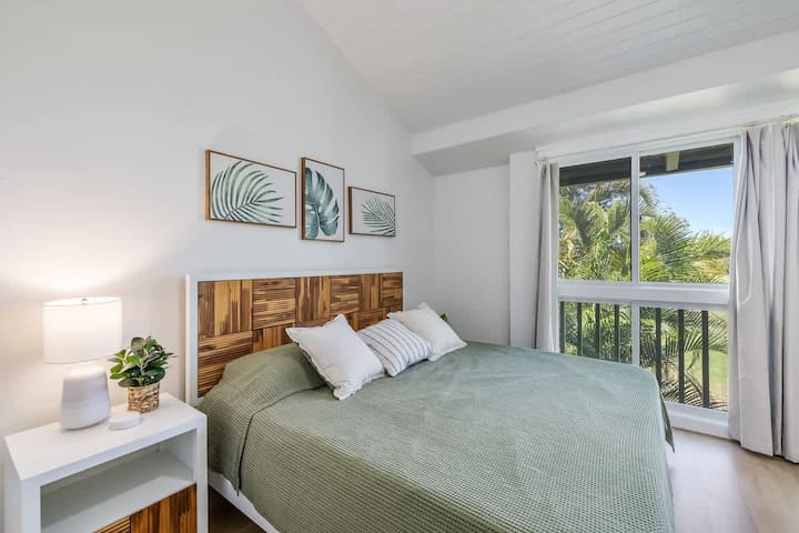 Brand New Luxe Turtle Bay | Pool & Golf Access gallery image 3