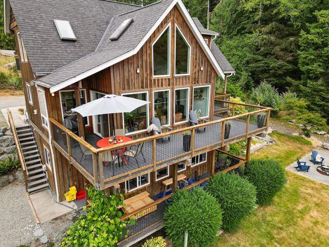 Nowhere Sooke Escape gallery image 2