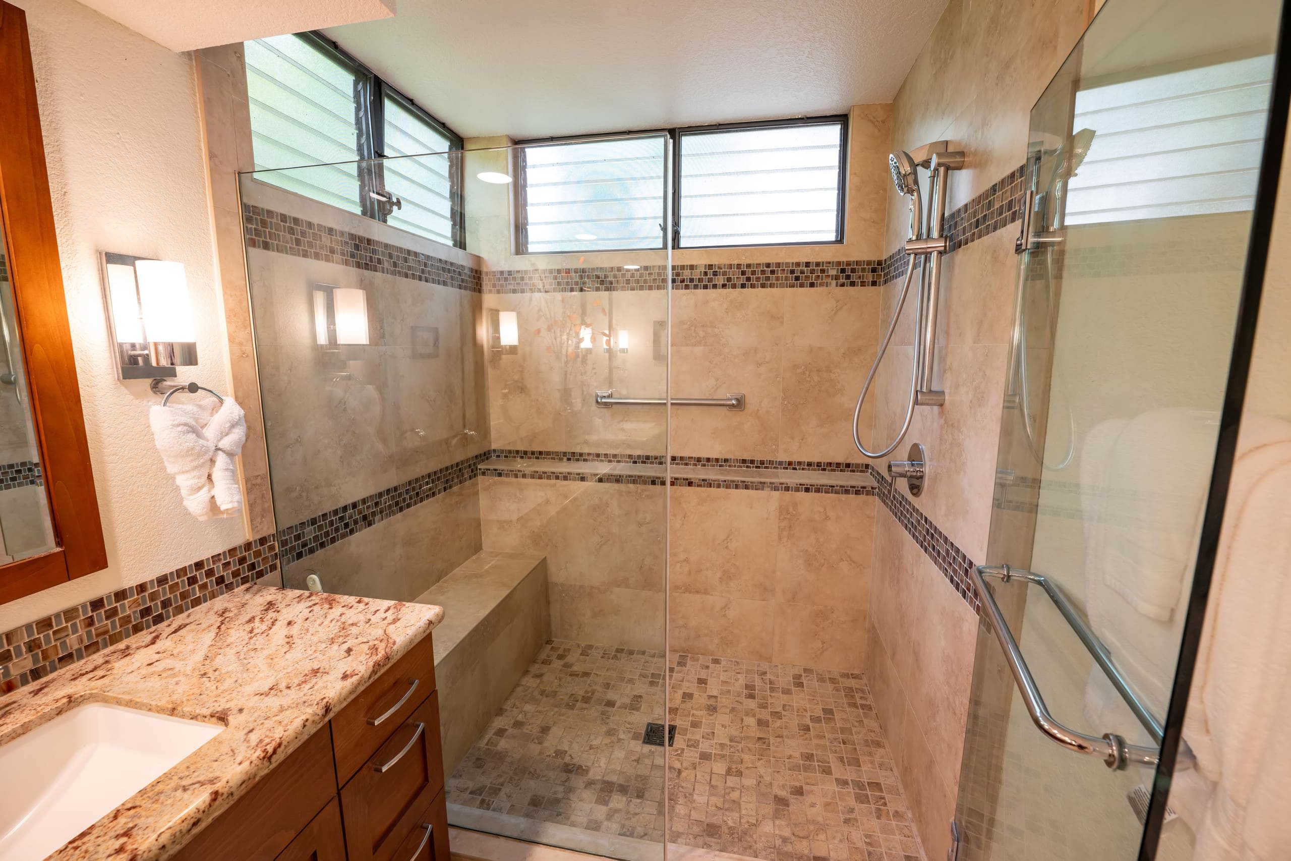 Condo in Wailea · ★4.88 · 3 bedrooms · 3 beds · 2 baths - Image 29