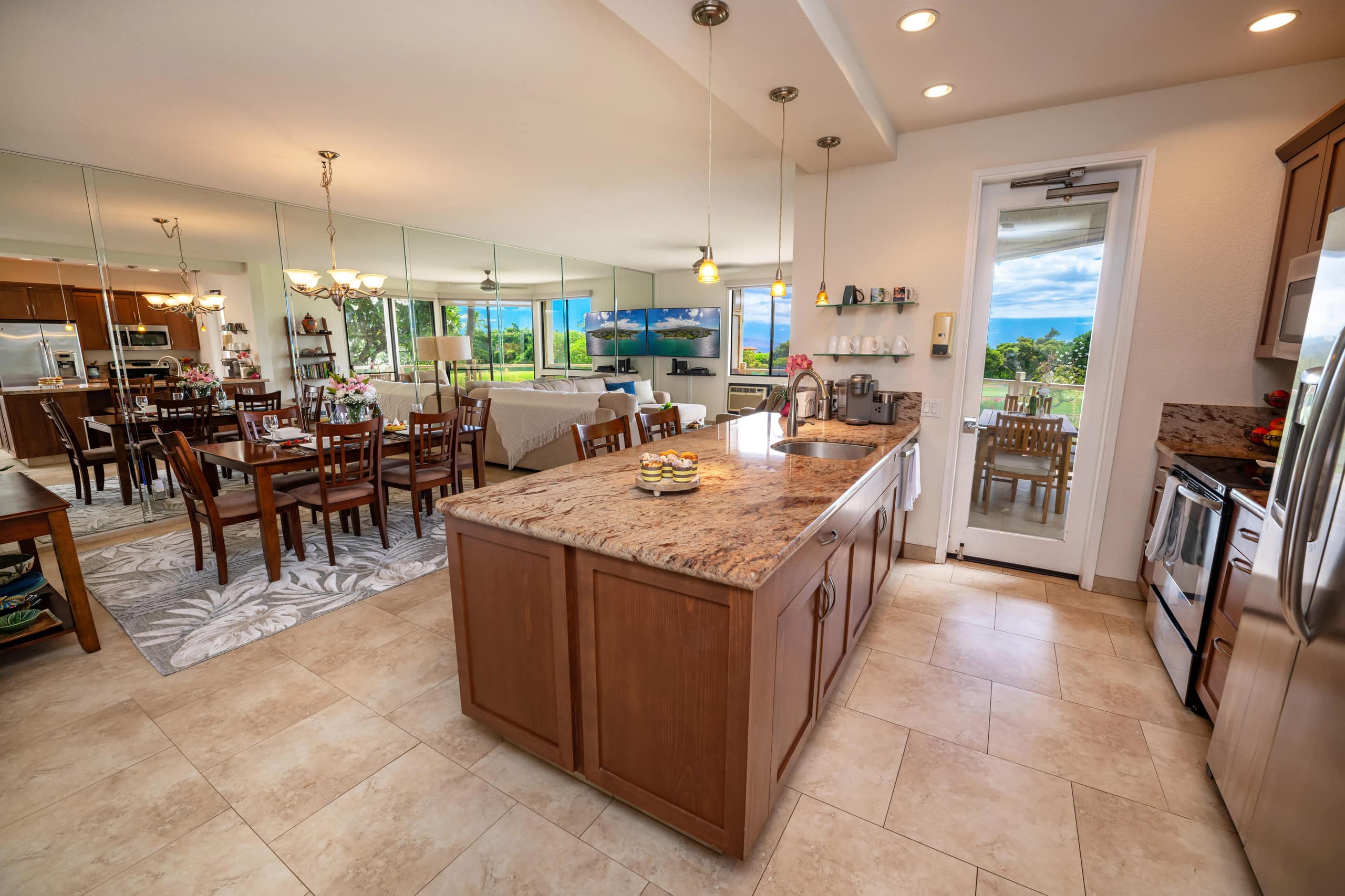 Condo in Wailea · ★4.88 · 3 bedrooms · 3 beds · 2 baths - Image 15