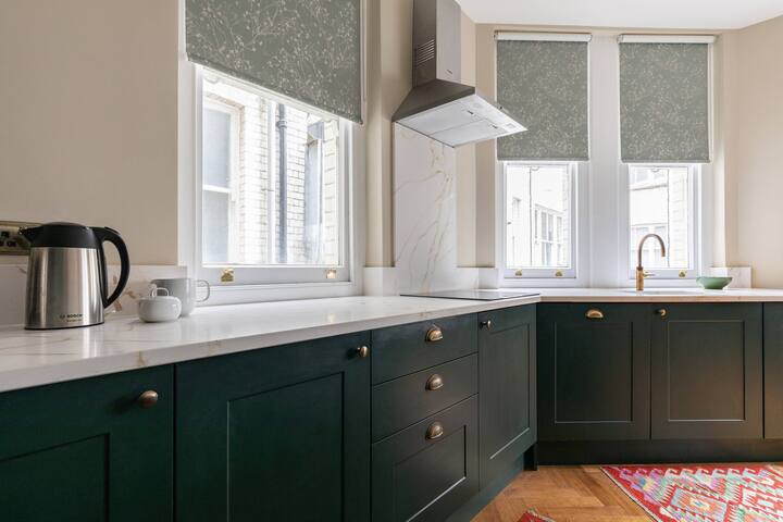 Great Russell Street by onefinestay gallery image 3