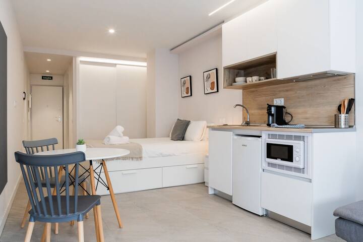 Cozy studio for 3 in Tetuán gallery image 3