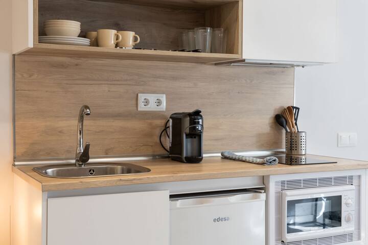 Cozy studio for 3 in Tetuán gallery image 5