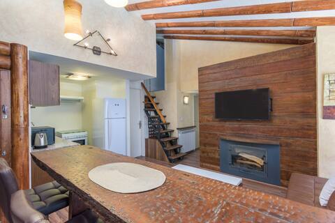 Woodvale - Three-Bedroom Apt in kfardebian