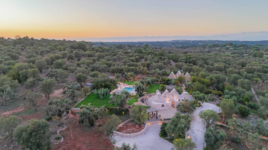 TD Trulli Amabilia Design Luxury Trulli with Pool gallery image 5