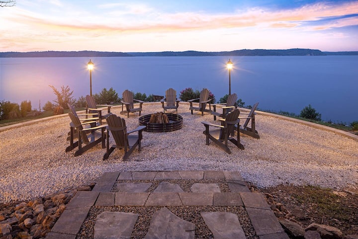 Lakefront Retreat w/Pvt Dock, Game Room, Hot Tub