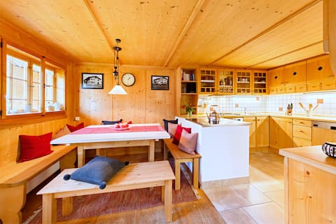 Rocky Docky Country Estate – Holiday home for up to 10 people