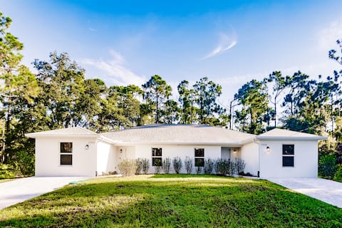 Gulf Getaway Duplex:Peaceful Retreat w/Heated Pool