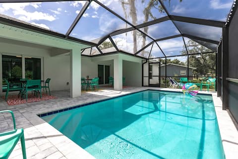 Seascape Duplex: Peaceful Retreat & Heated Pool