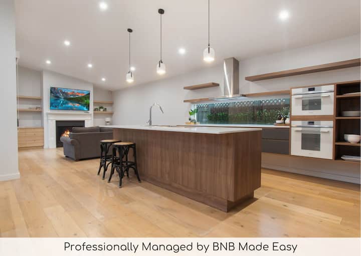 Thorne St Luxe Loft. Modern Design. Near CBD.