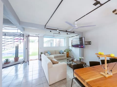 Top Airbnb: New Comfortable Retreat in Cocoyoc, Pool & BBQ in Cocoyoc