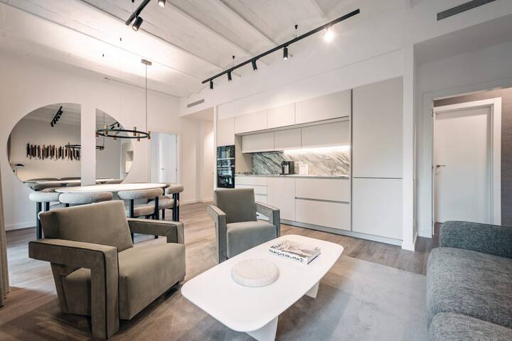 Sweett | The Diagonal Suites III gallery image 5