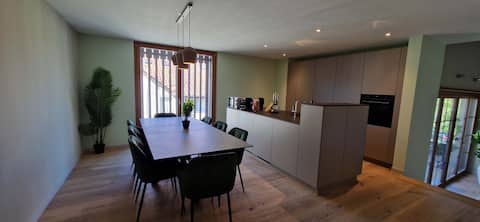 Premium | Modern | Park | Wash | Cook | 15' City