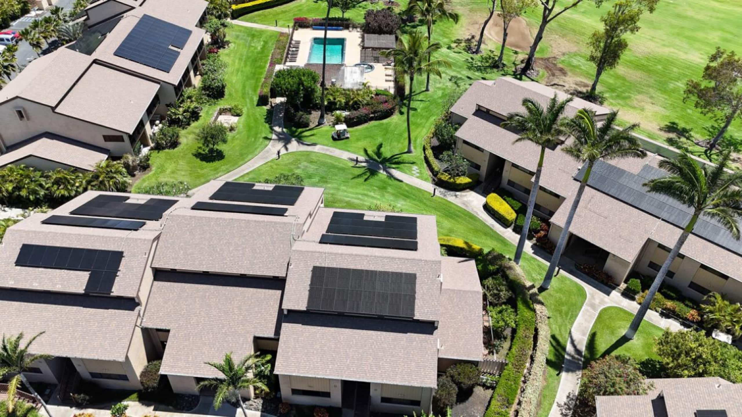 Sweeping Views - Spacious 3 Bds! - Photo 39