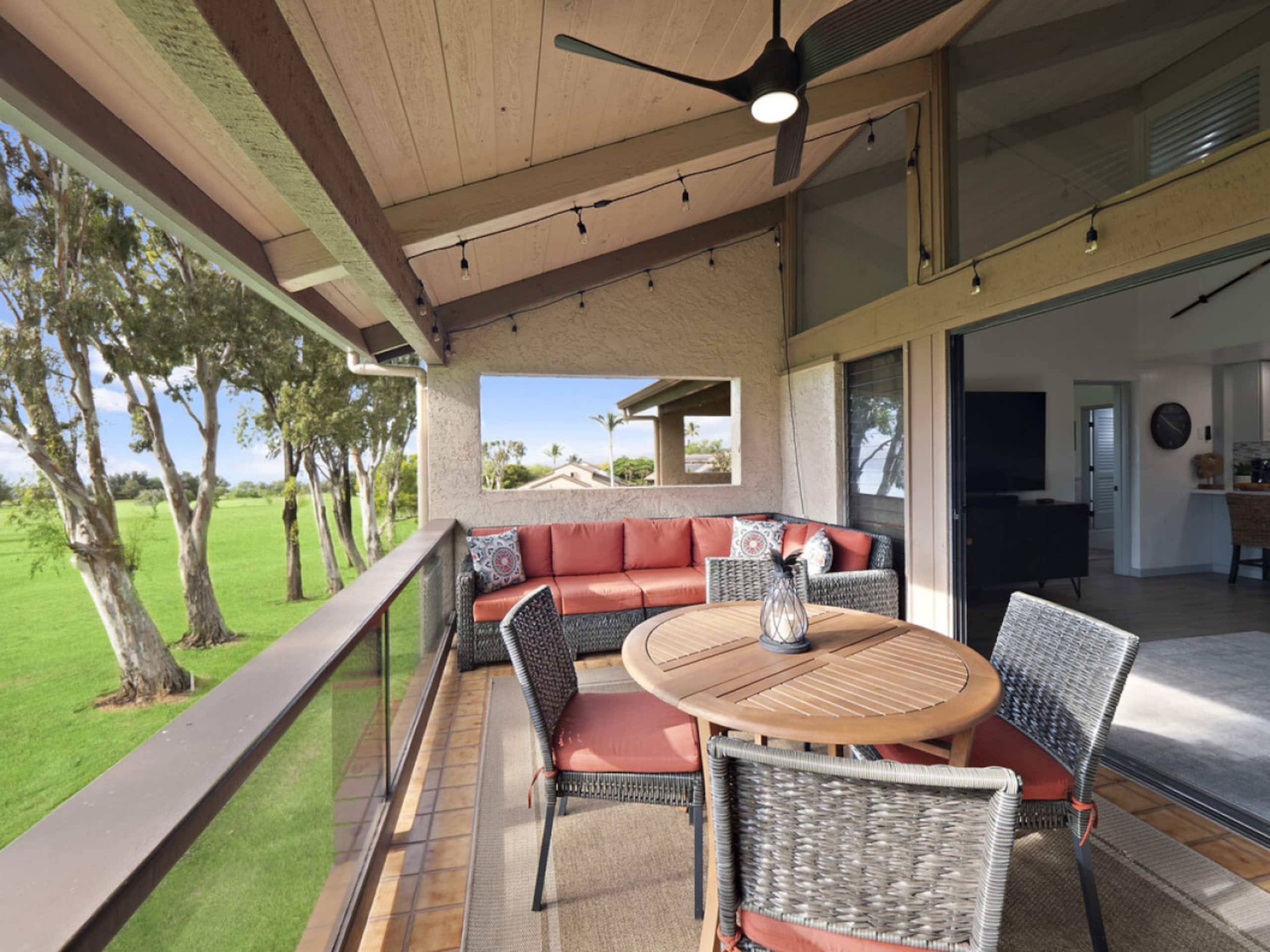 Sweeping Views - Spacious 3 Bds! - Photo 34
