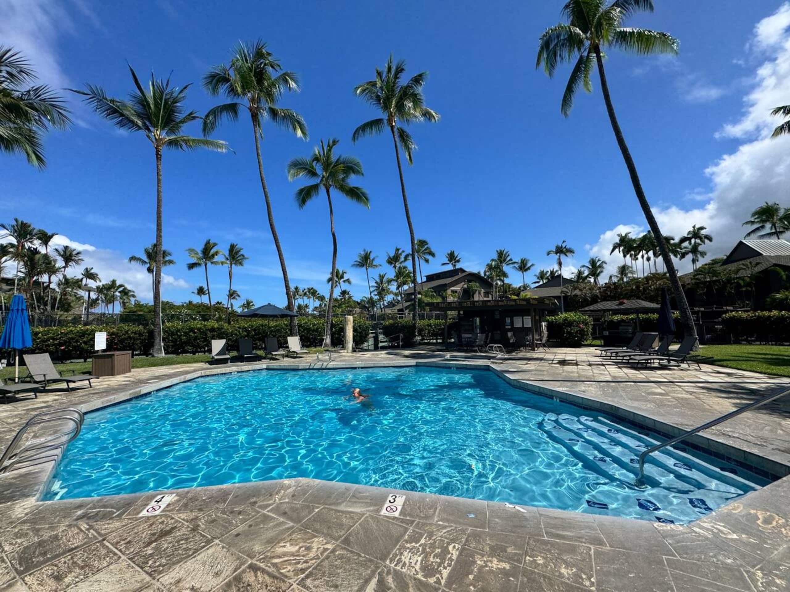 Condo in Kailua-Kona · ★4.98 · 1 bedroom · 3 beds · 2 baths - Image 46