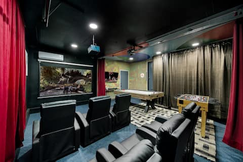 Anaheim Family Fun: Hot Tub, Pickleball & Theater