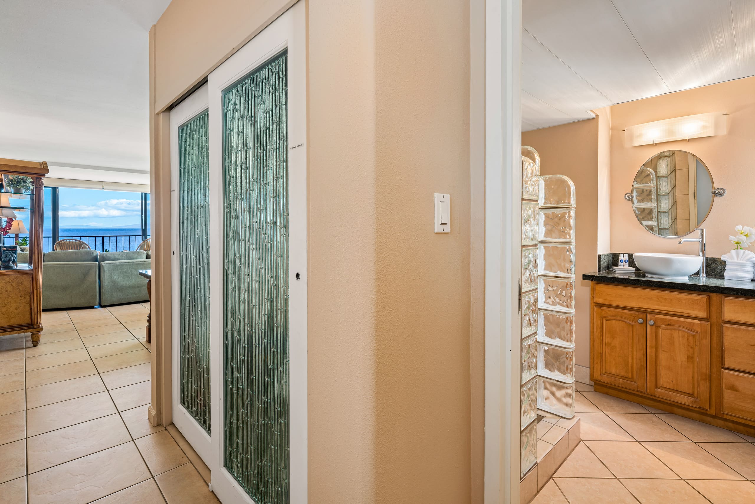 Condo in Lahaina · ★4.8 · 1 bedroom · 2 beds · 1 bath - Image 24