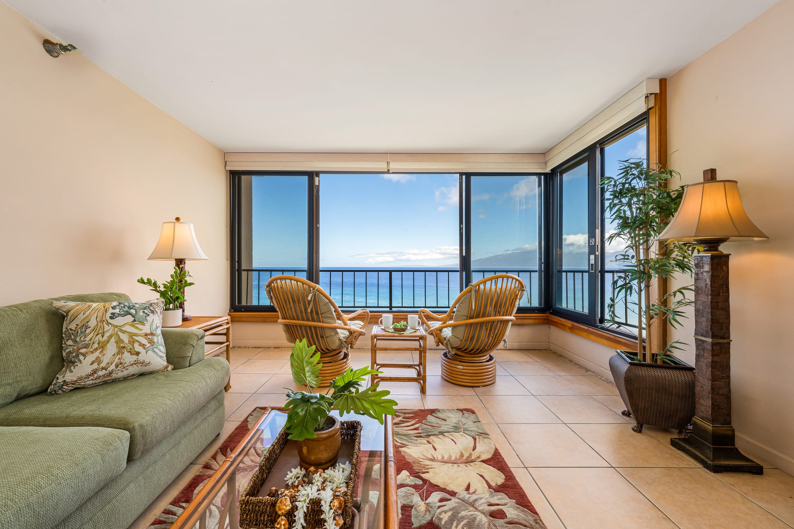Condo in Lahaina · ★4.8 · 1 bedroom · 2 beds · 1 bath - Image 4