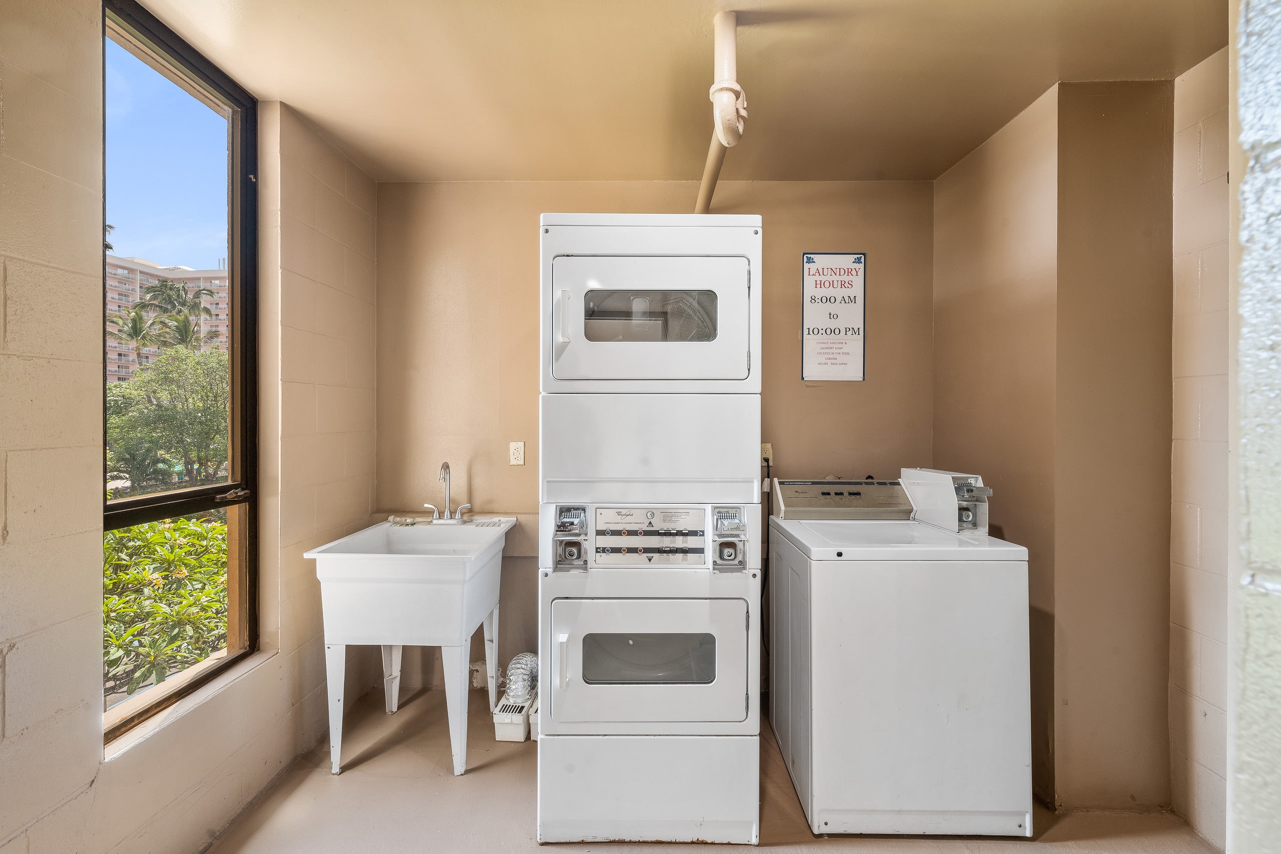Condo in Lahaina · ★4.8 · 1 bedroom · 2 beds · 1 bath - Image 33