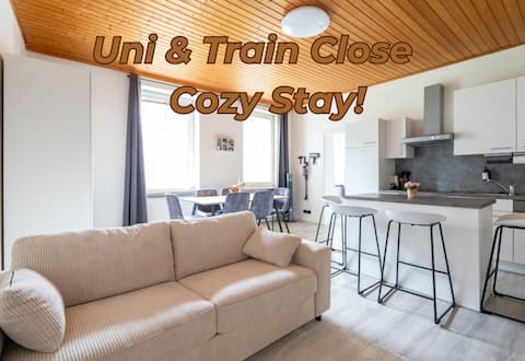 Central in Leoben |60m²| Near Uni & Train | 6 Pers