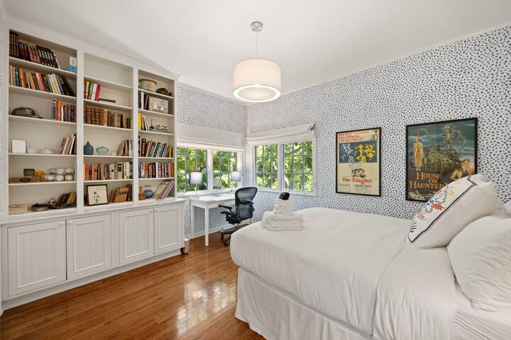 Outpost Hideaway | Pool & Spa! by Colby & Conrad gallery image 5