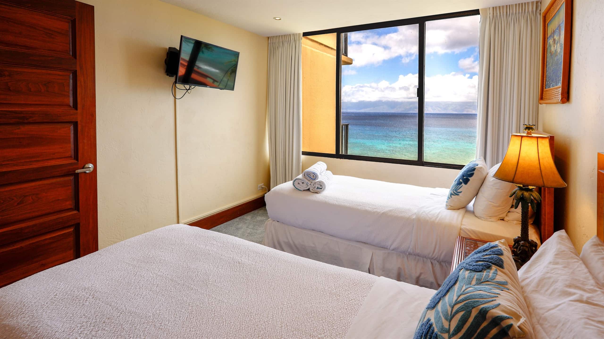 Kaanapali Shores 804 ~ Oceanfront Views 2 Bedroom - Image 17