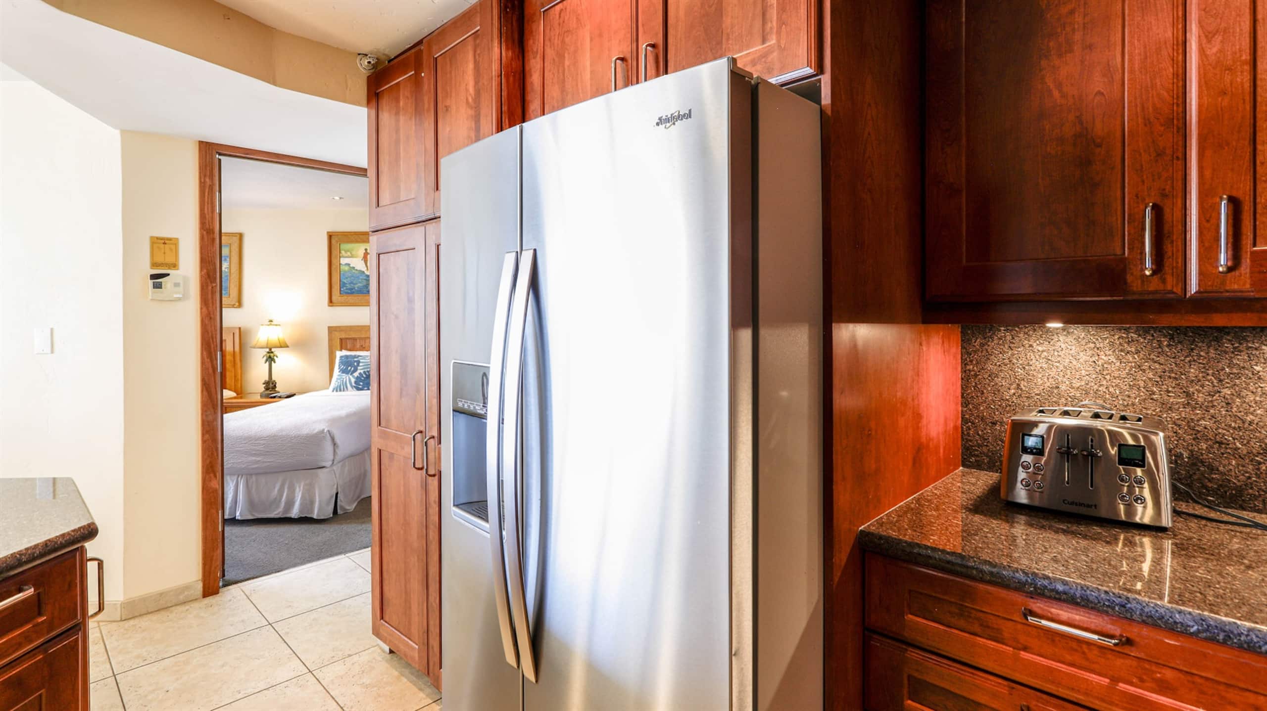 Kaanapali Shores 804 ~ Oceanfront Views 2 Bedroom - Image 15