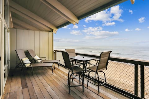 Sand Pebble *Oceanfront*