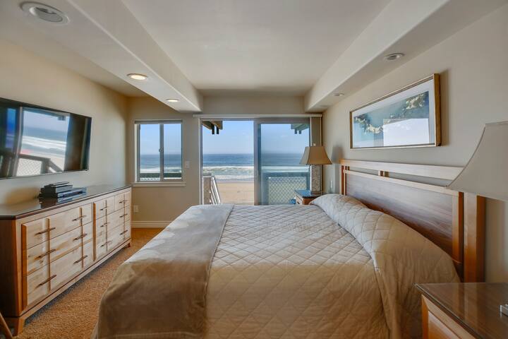 Tucker’s at Sand Dollar – Sophisticated Oceanfront gallery image 2