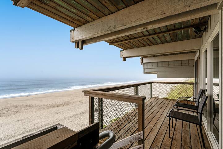 Perched on the Sand – Oceanfront Living gallery image 4
